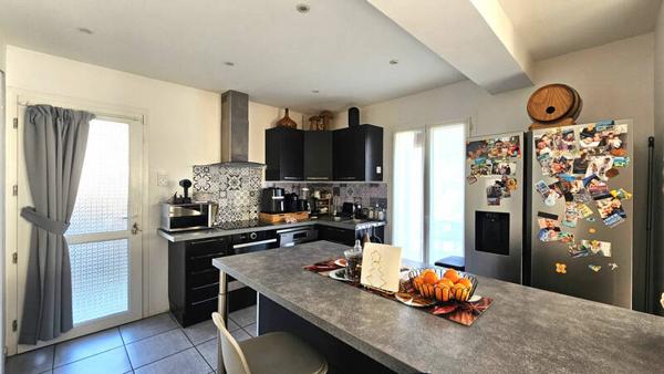 Maison Tresserve -115m²  loi Carrez-  4 Ch - jardin -piscine - garage