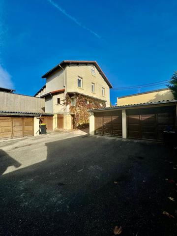 Immeuble à FIRMINY, 42700 - 136m²