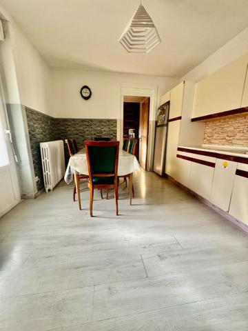 Immeuble à FIRMINY, 42700 - 136m²