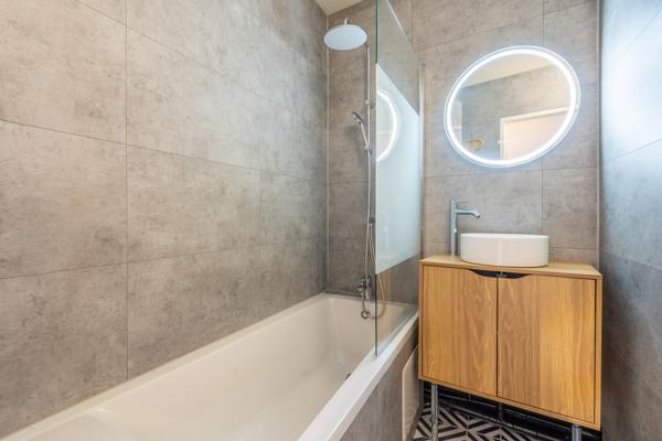 Appartement
         2 pièces
        - 40 m²
