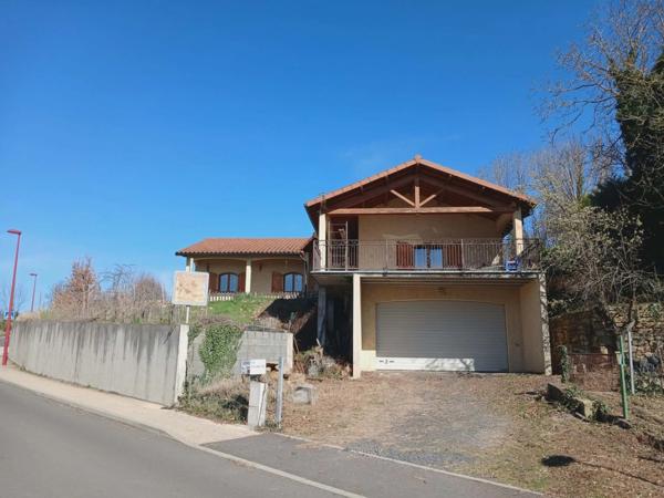 Superbe maison avec vue exceptionnelle à Vic le comte (63)