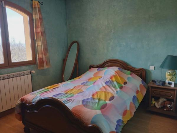 Superbe maison avec vue exceptionnelle à Vic le comte (63)