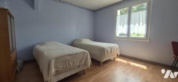MAISON 5 CHAMBRES - SOUS SOL