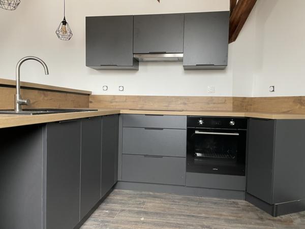 Location Appartement100 m² - 4 Pièces - ST POL SUR TERNOISE (62130)