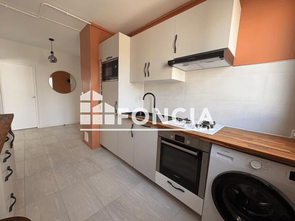 Location Appartement meublé 3 pièces 63.68 m² - Saint Benoit 86280