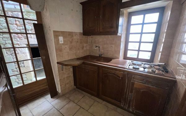 Maison à vendre    3 pièces •  Largentière