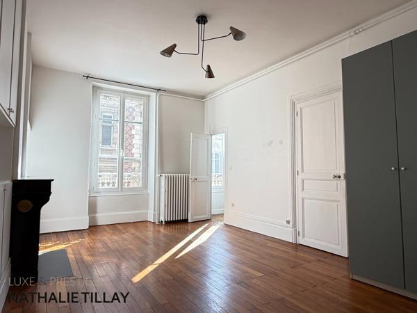 A vendre ORLEANS Dunois, maison bourgeoise avec jardin
