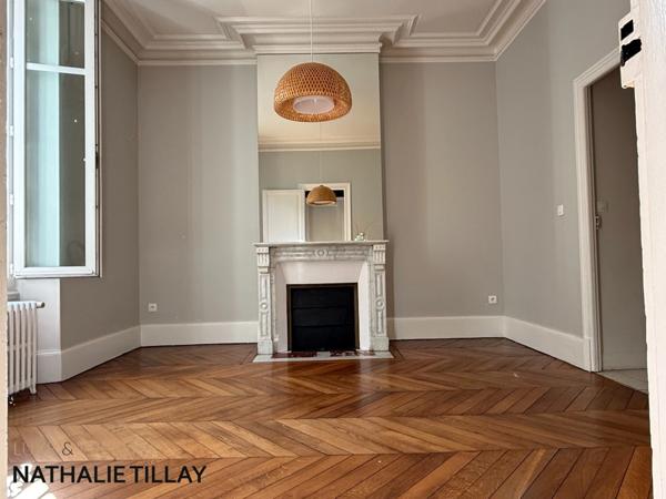 A vendre ORLEANS Dunois, maison bourgeoise avec jardin