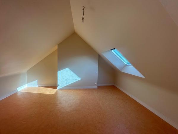 Immeuble à PONTIVY, 56300 - 225m²