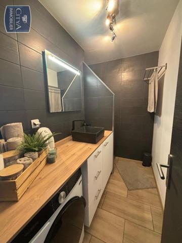 Appartement à louer 2 pièces 43.29m² Montpellier (34000)