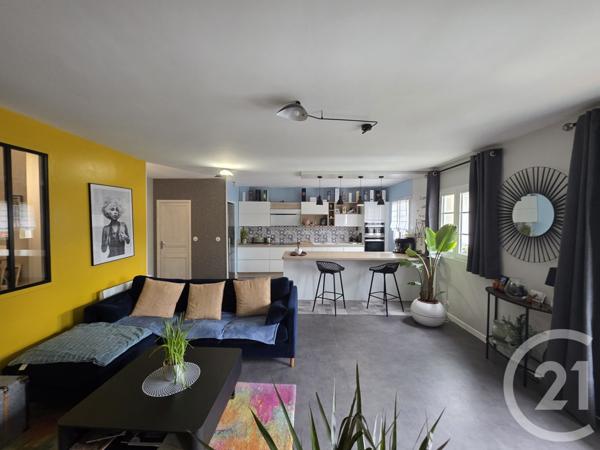 Appartement F3 à vendre  4 pièces - 95,60 m2 CRECY LA CHAPELLE - 77