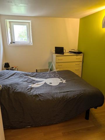 A 4 km d'Aulnay, jolie maison charentaise avec jardin et grande dépendance