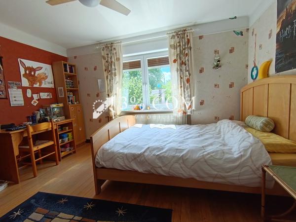 Maison 5 pièce(s) 3 chambre(s) 133 m²