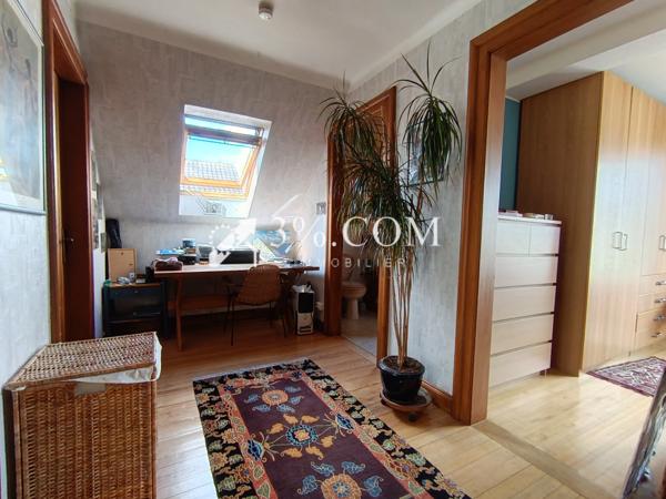 Maison 5 pièce(s) 3 chambre(s) 133 m²