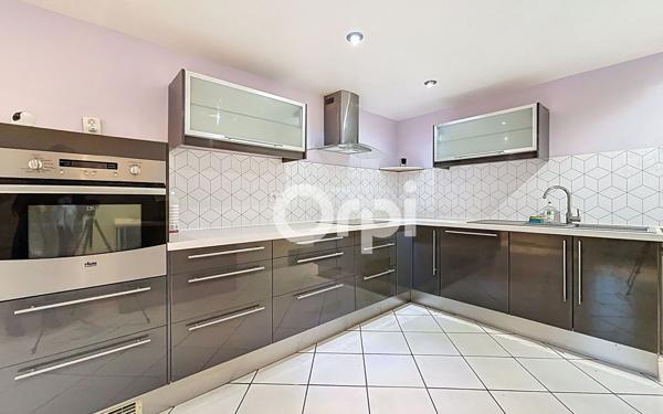 Maison à vendre    6 pièces •  Montataire