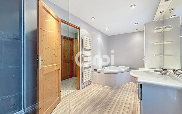 Maison à vendre    6 pièces •  Montataire