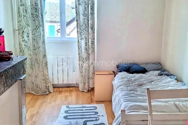 Maison traditionnelle de 212 m²