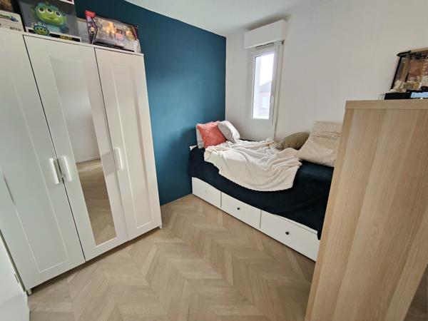 Studio rénové avec place de parking