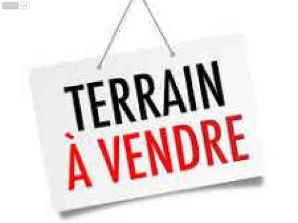 Terrain à Batir à vendre à Saint-Pol-sur-Ternoise dans le Pas-de-Calais (62130), ref : 62112-TB01075