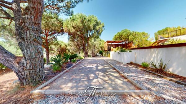 MAISON D'ARCHITECTE - 195 M2 - 4 CHAMBRES - PISCINE 14 X 5 - GARAGE