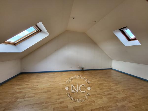 Maison de Bourg 106 m² 3 chambres sur 305 m² + Garage