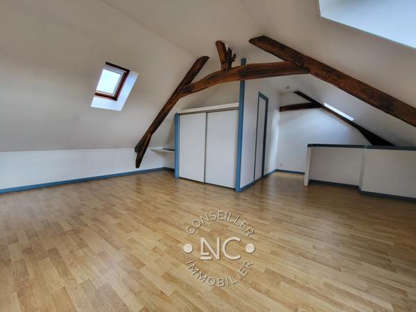 Maison de Bourg 106 m² 3 chambres sur 305 m² + Garage
