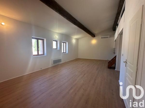 Location appartement 2 pièces 79 m² Saint-Gilles