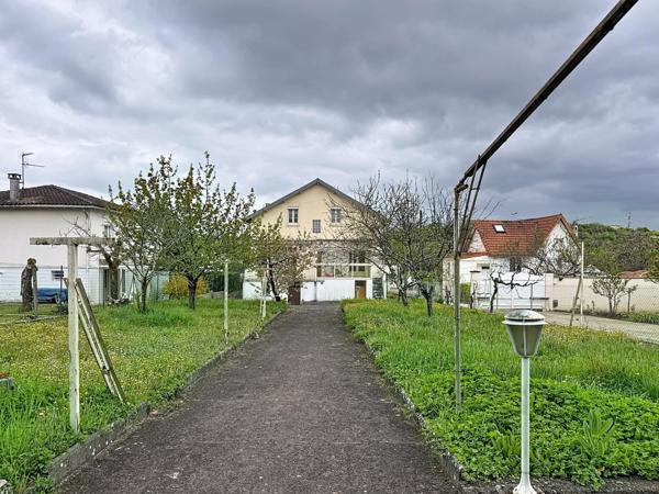 Maison sur sous sol Ruelle sur Touvre