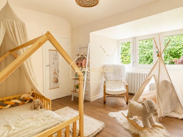 Maison familiale 5 chambres – 208 m² – Grand terrain – Isbergues