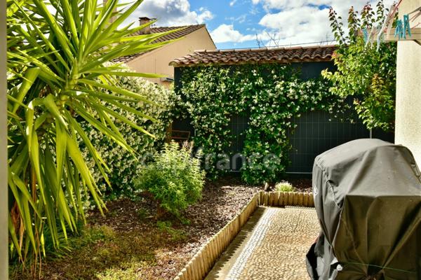 Maison à vendre 7 pièces ARLES (13)