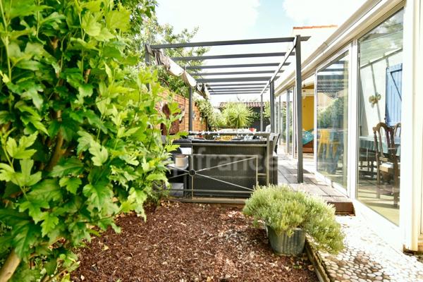 Maison à vendre 7 pièces ARLES (13)