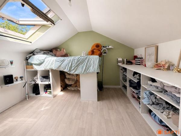 Maison familiale 4 chambres, 2 bureaux, DPE C !