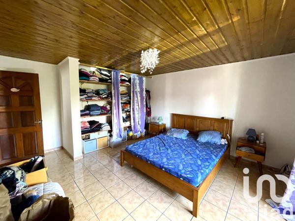 Maison à vendre 10 pièces 282 m² Le Tampon