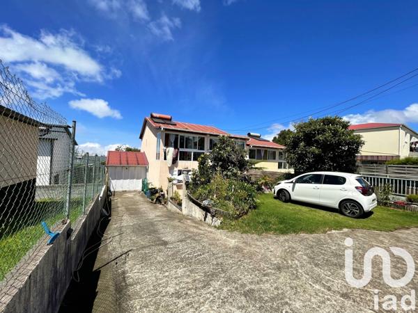 Maison à vendre 10 pièces 282 m² Le Tampon