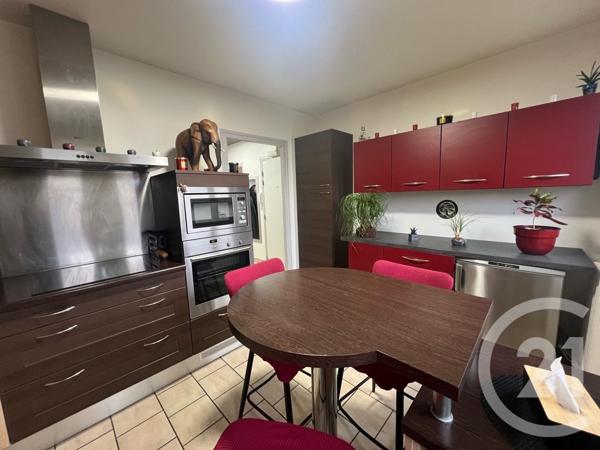 Appartement F4 à vendre  4 pièces - 81 m2 AURILLAC - 15