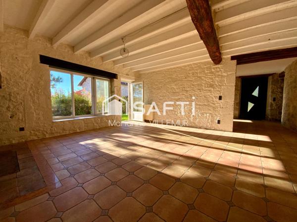 Proche de Nérac, maison en Pierre de 160 m² habitables sur un terrain de 437 m²