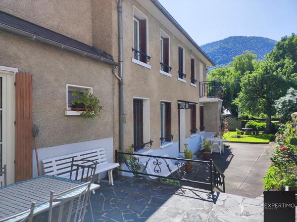 Bagnères-de-Luchon (31110) Maison de 335 m² divisée en 7 appartements à forte rentabilité locative