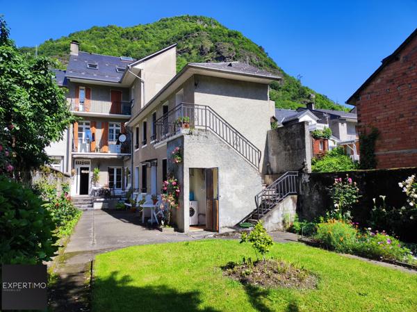 Bagnères-de-Luchon (31110) Maison de 335 m² divisée en 7 appartements à forte rentabilité locative