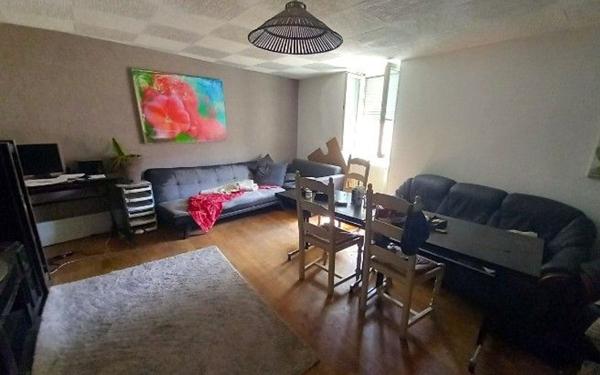 Immeuble à vendre    5 pièces •  Montceau-les-Mines