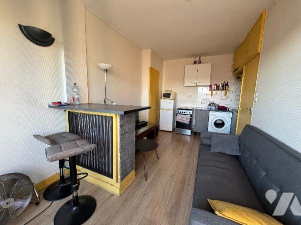 Appartement 2 pièces 27,79 m2 avec place de stationnement