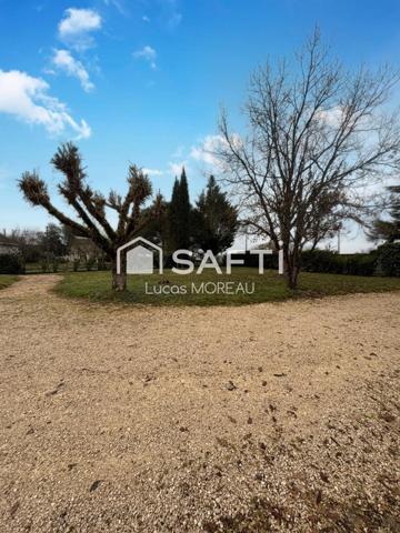 Maison de 186 m2 avec piscine et double garage