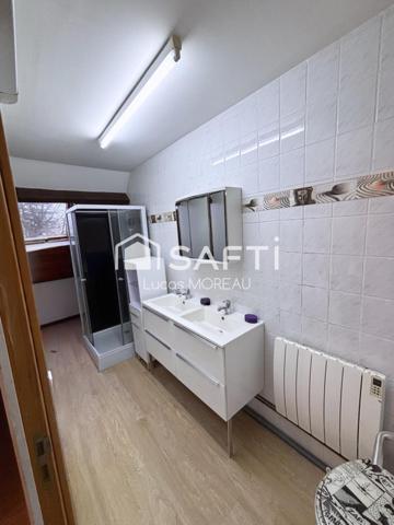 Maison de 186 m2 avec piscine et double garage