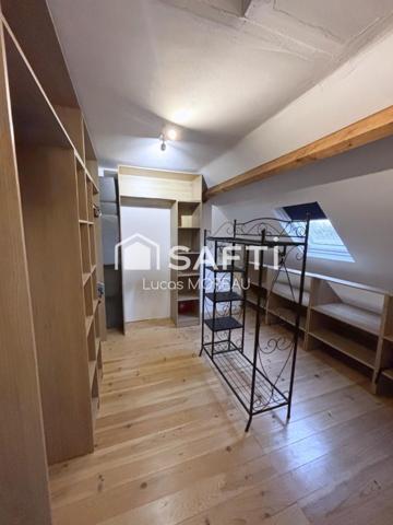 Maison de 186 m2 avec piscine et double garage