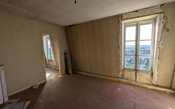 Appartement à vendre    4 pièces •  Laon