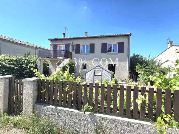 Maison
                                                                                                                                                                                                                                                                                                                        8 pièce(s)                                                                                                                                                                                                          6 chambre(s)                                                                                                                                                                                                          184  m²