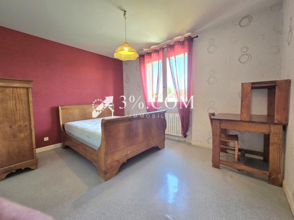 Maison
                                                                                                                                                                                                                                                                                                                        8 pièce(s)                                                                                                                                                                                                          6 chambre(s)                                                                                                                                                                                                          184  m²