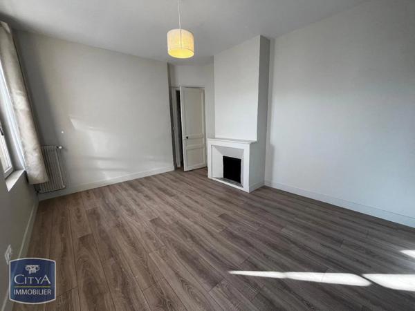 Location appartement 3 pièces de 83.6m²