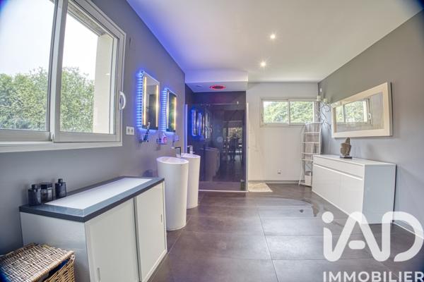 Maison à vendre 8 pièces 285 m² Précy-sur-Oise