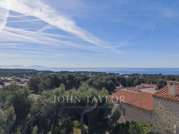 LA VIGIE - Propriété vue mer sur la Côte Bleue