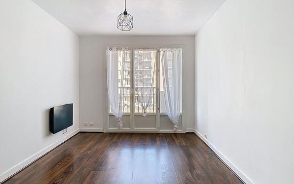 Appartement à vendre    1 pièce • 28,47 m2 Aurillac